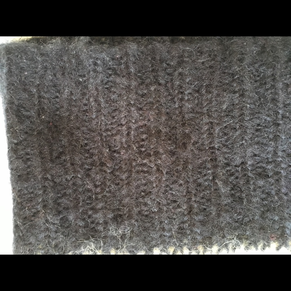 Sweater - Picture 3 of 5